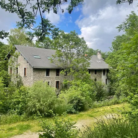 Du Parc Le Noisetier 펜션